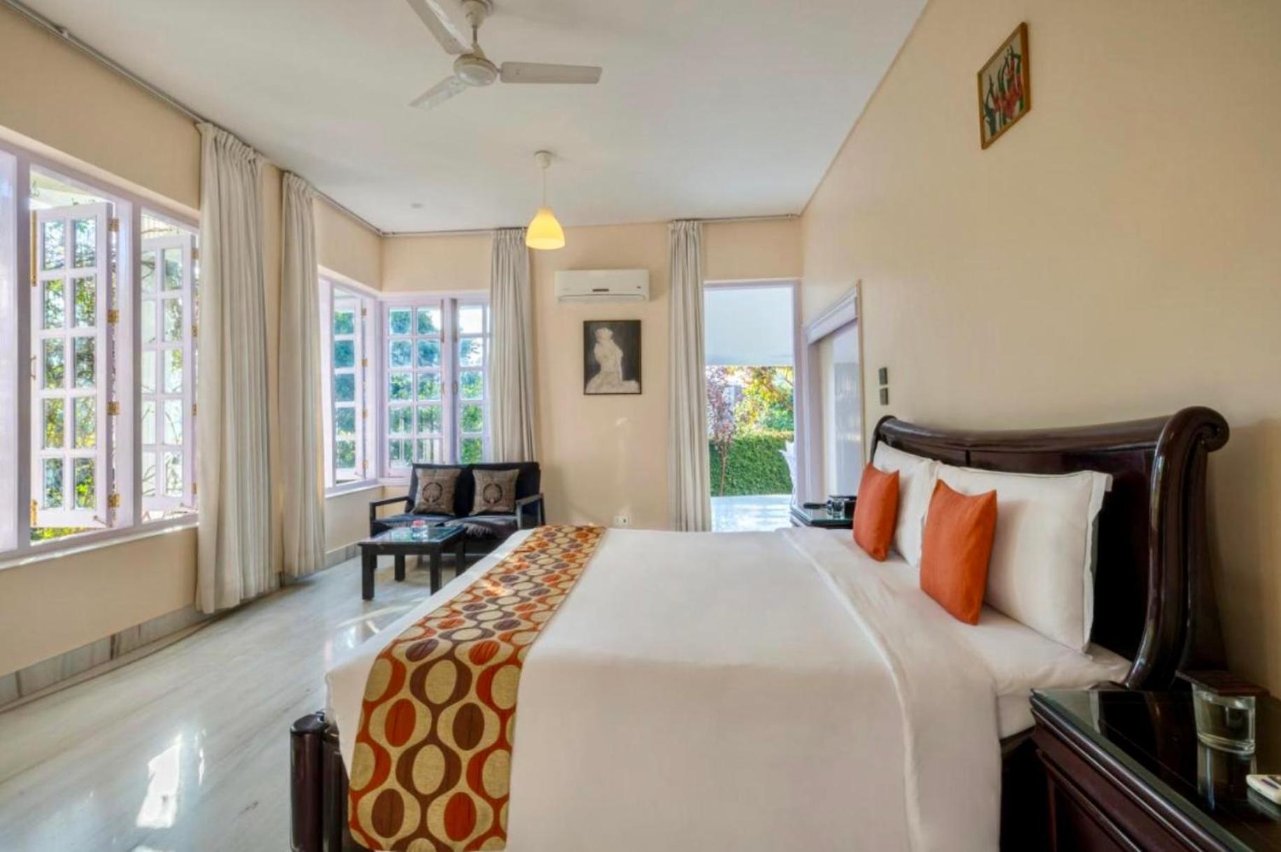 Saffron Leaf W567 Hotel Дехрадун Екстериор снимка