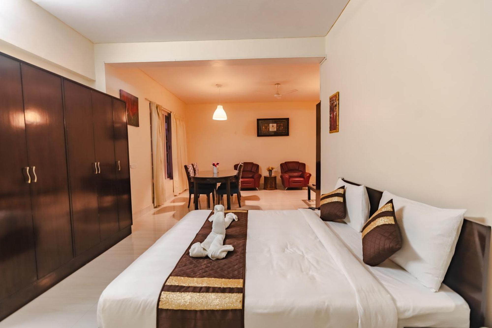 Saffron Leaf W567 Hotel Дехрадун Екстериор снимка