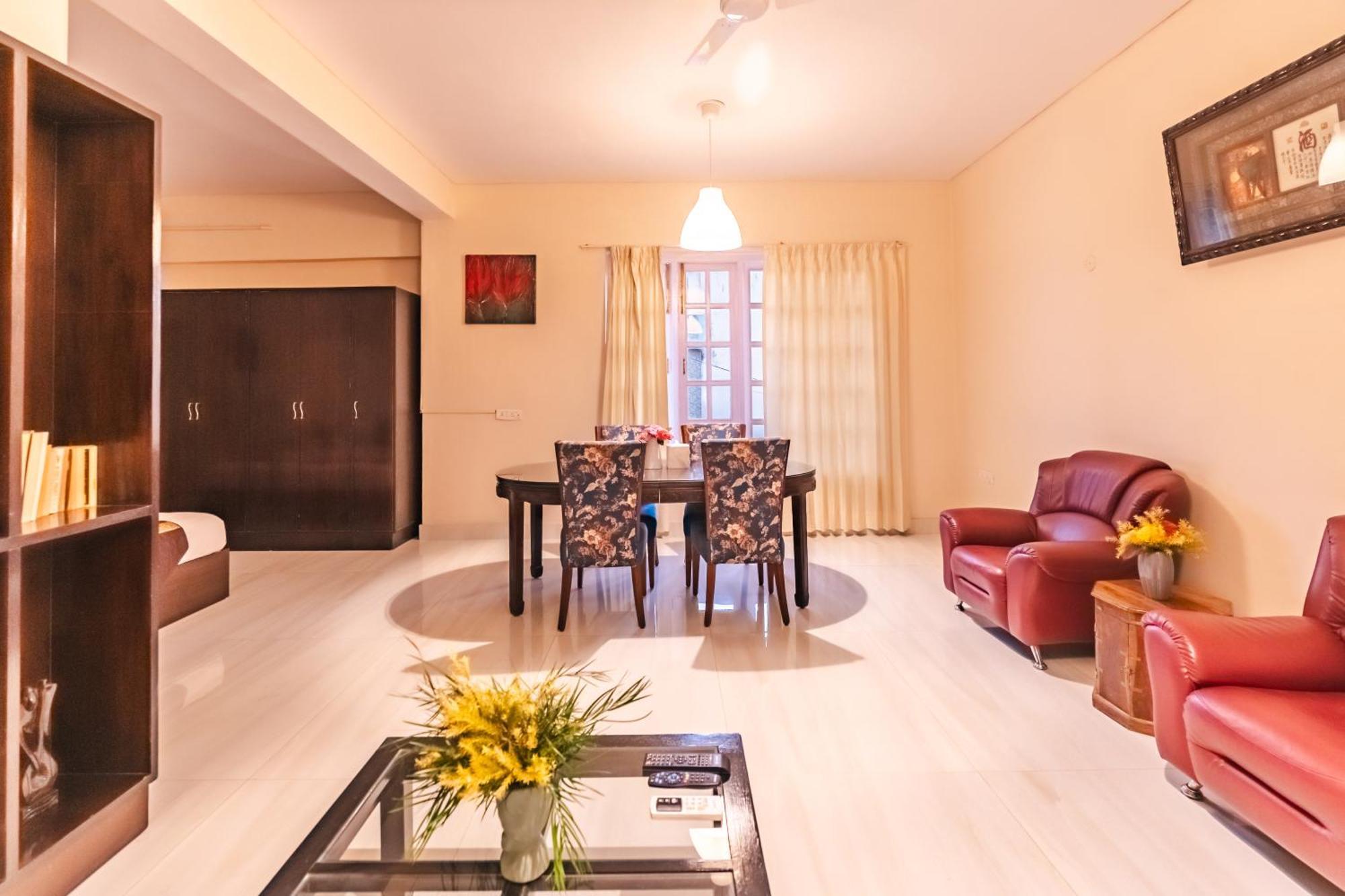 Saffron Leaf W567 Hotel Дехрадун Екстериор снимка